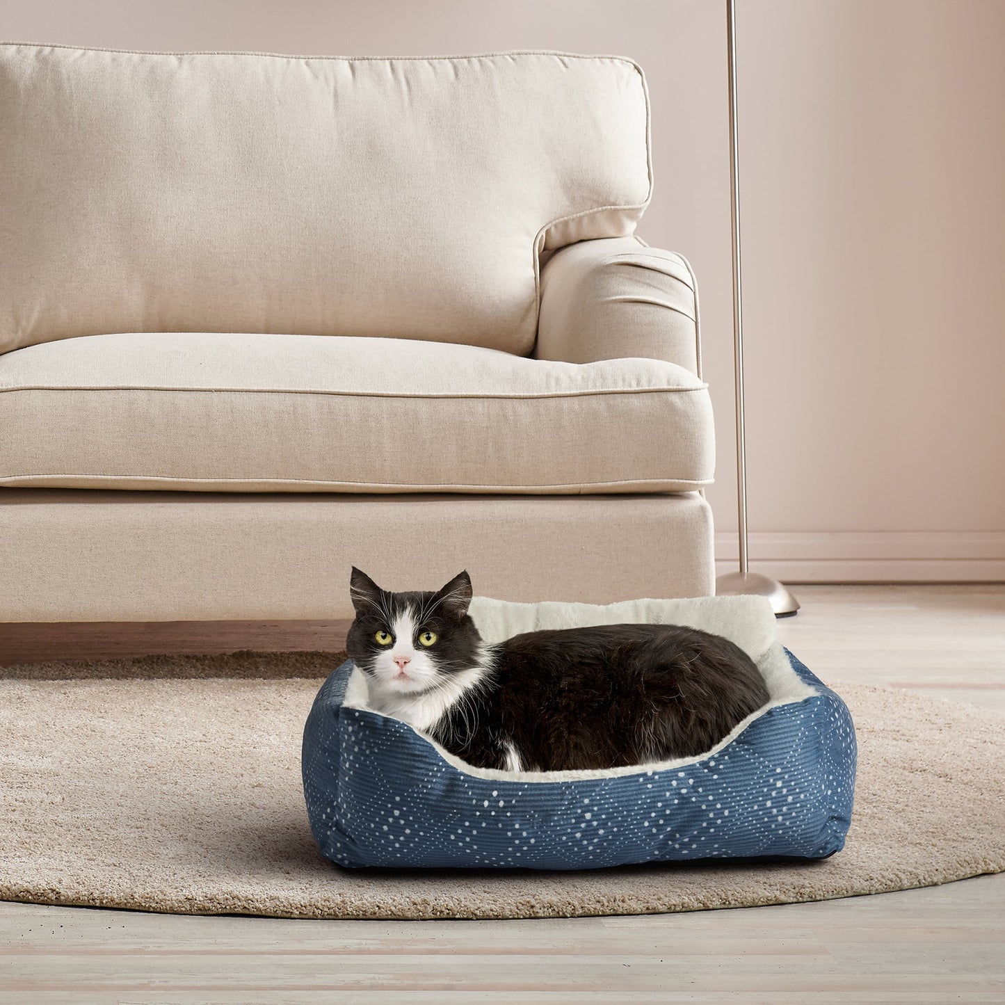 Dog & Cat Bed, Plush Lounger, Portable, Machine Washable, Blue, 21" X 17"